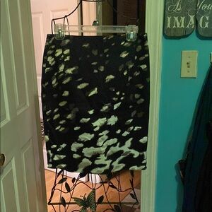Tahari Black and White Patterned Pencil Skirt